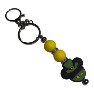 🟢 Disney Mickey Mouse Saint Patrick’s Keychain